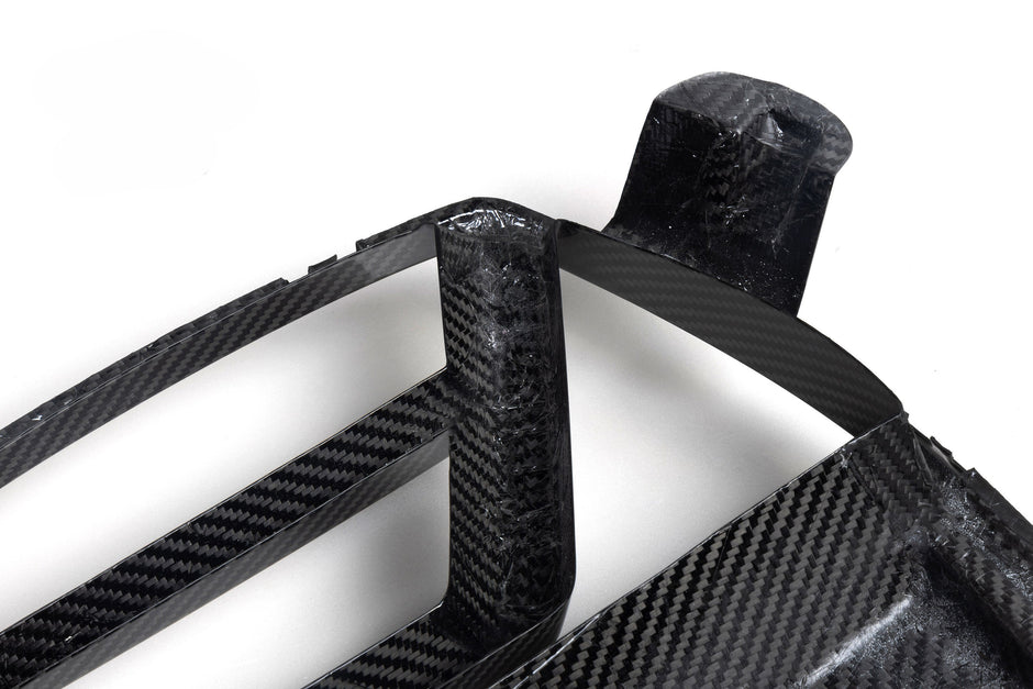 G8X SQ-A Dry Carbon Fiber Grill