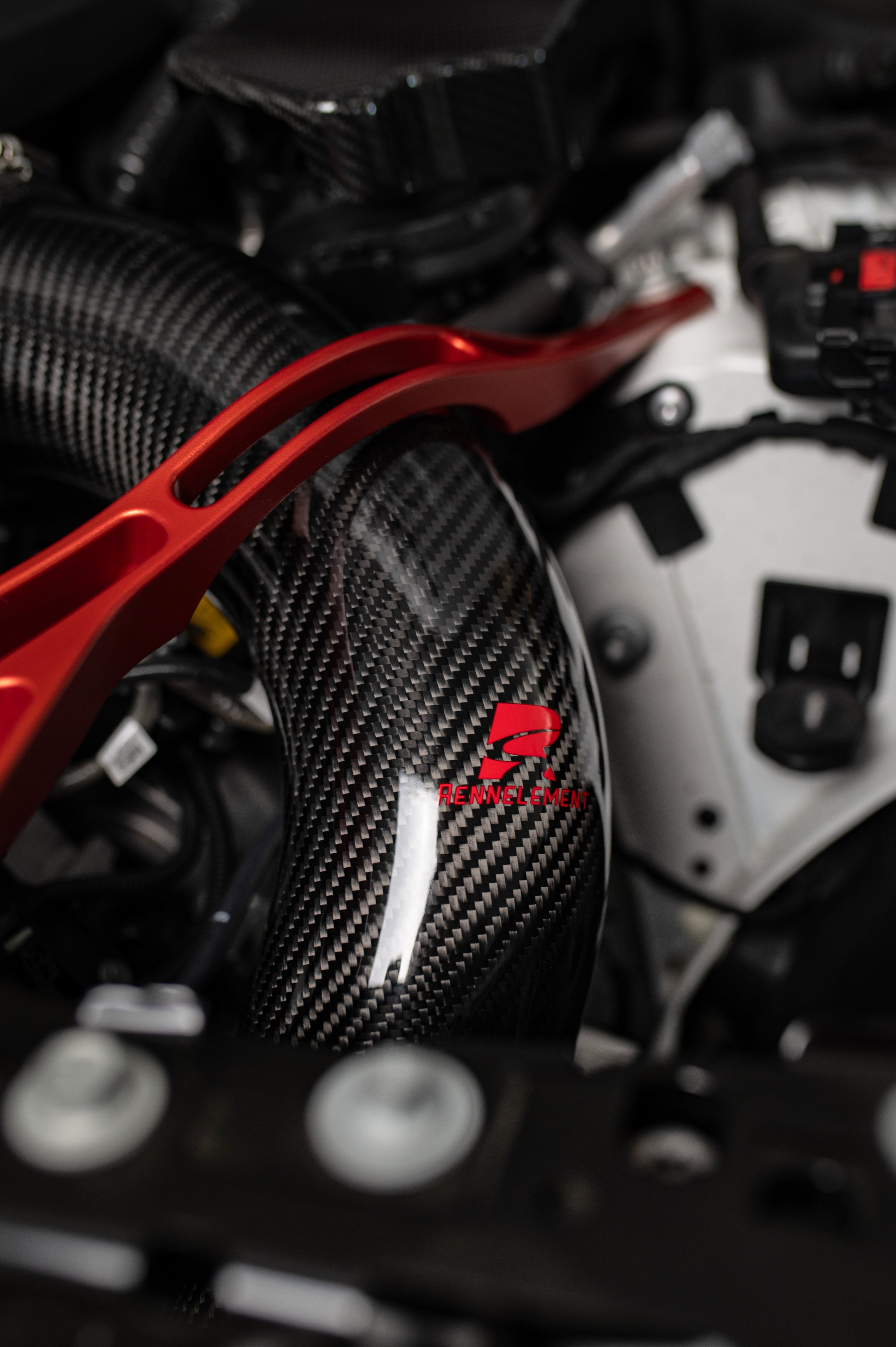 RENNELEMENT G90/G99 M5 BMW Dry Carbon Fiber Front Mount Intake