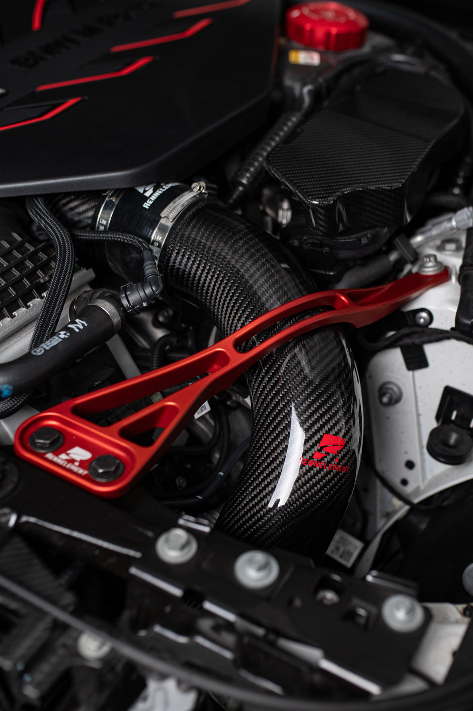 RENNELEMENT G90/G99 M5 BMW Dry Carbon Fiber Front Mount Intake