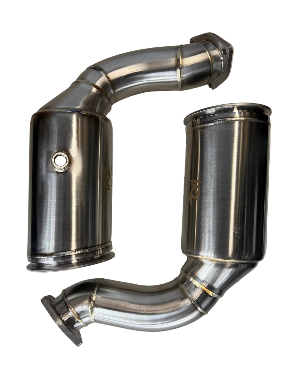 IRL Urus - RSQ8 MaxFlow 400CEL Race Downpipes