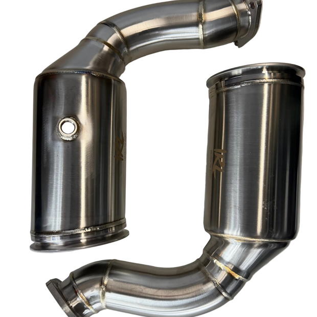 IRL Urus - RSQ8 MaxFlow 400CEL Race Downpipes
